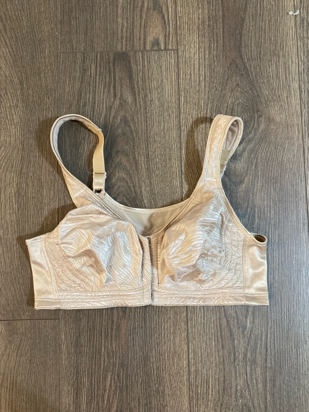 Playtex Women's Front Close Wireless Beige Size 36C